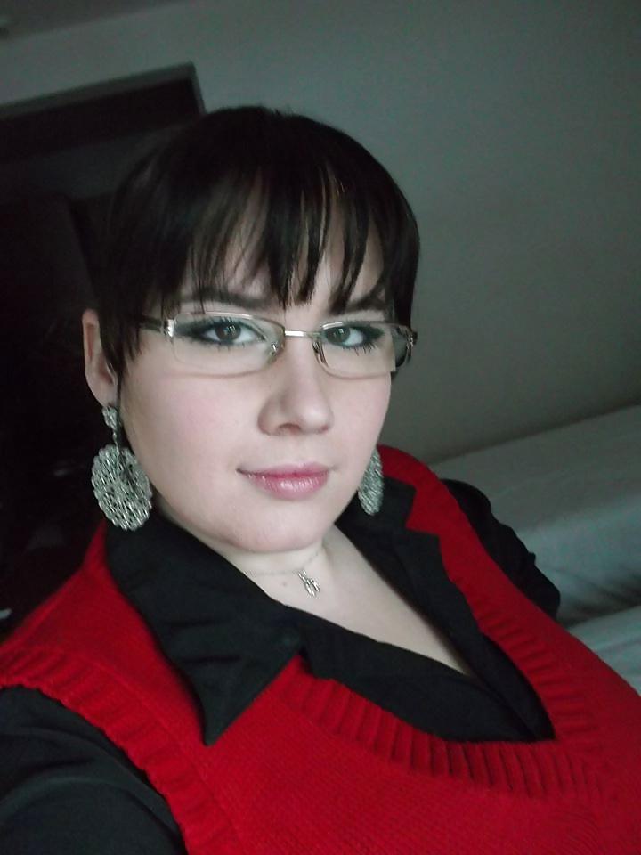 25P Romanian Huge Tits Amateur 17