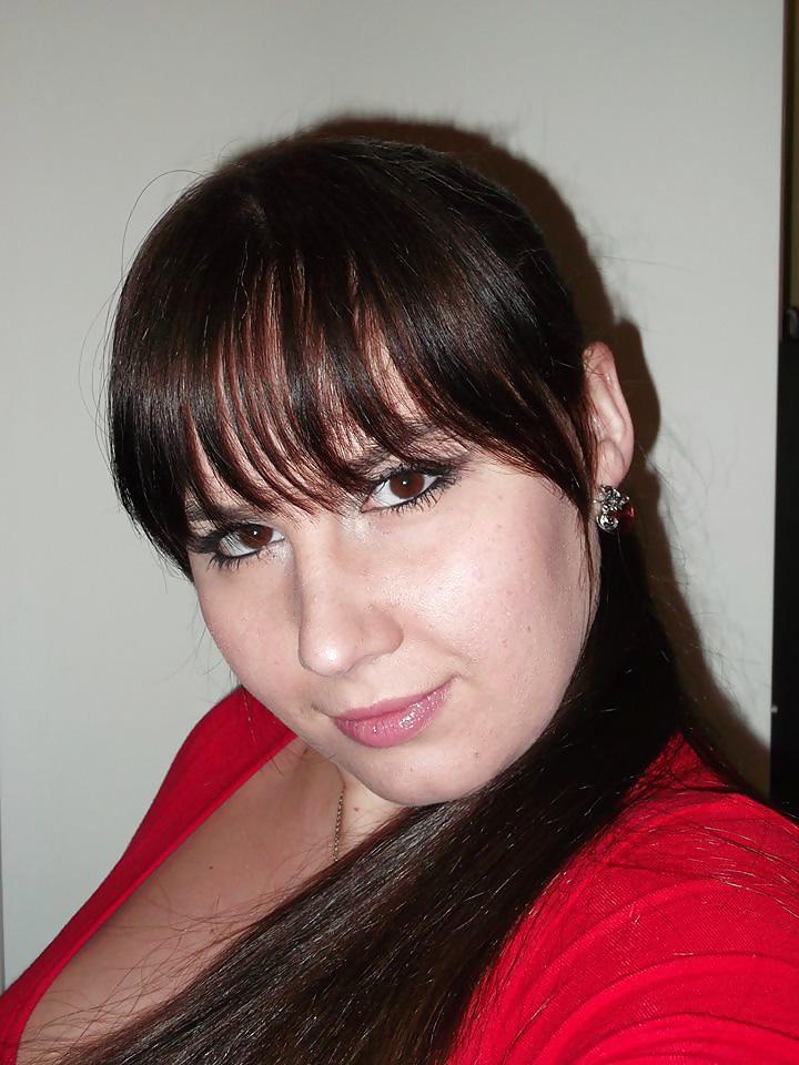 25P Romanian Huge Tits Amateur 17