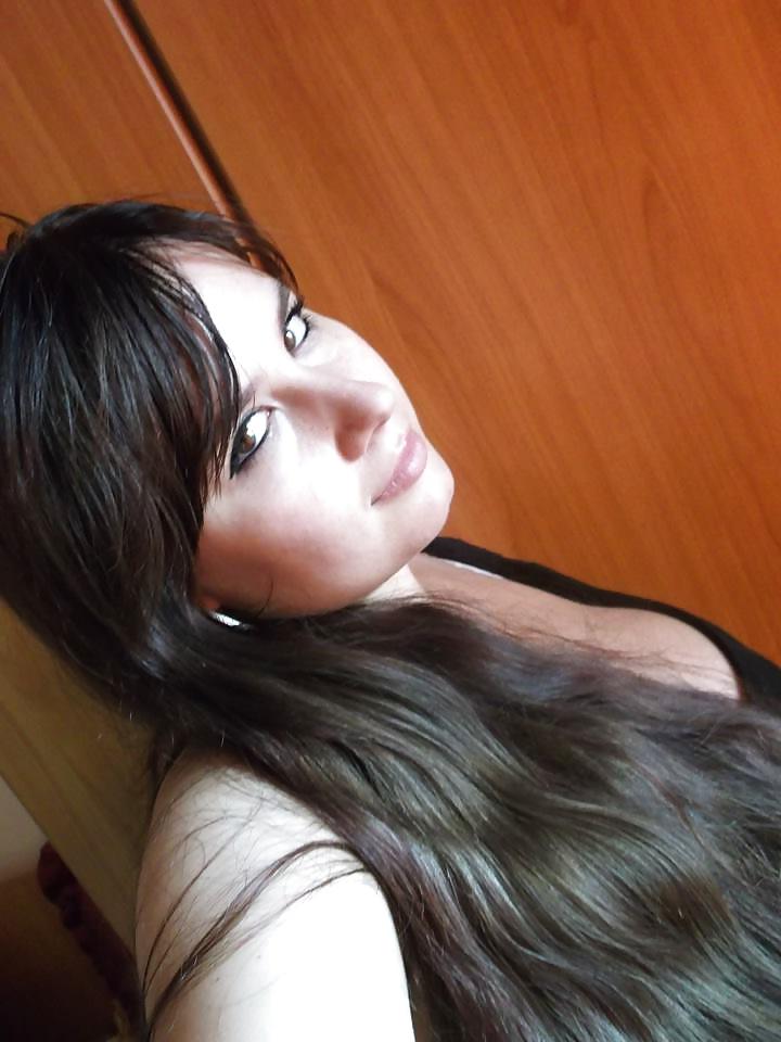 25P Romanian Huge Tits Amateur 17