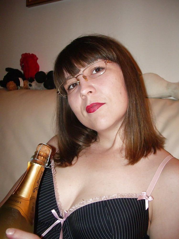 20P Slap my arse and cum in my mouth please