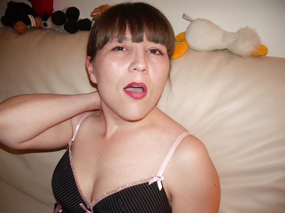 20P Slap my arse and cum in my mouth please