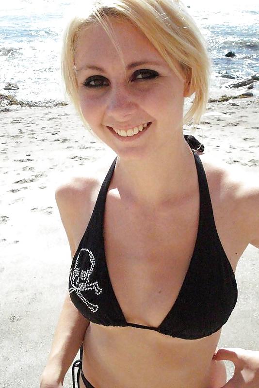 25P Linsey - Skinny Cali Fuckslut!