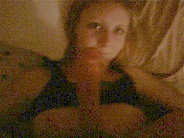 25P Linsey - Skinny Cali Fuckslut!