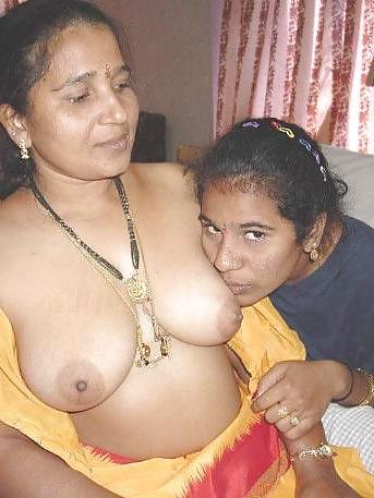 25P Mom&daughter's friend