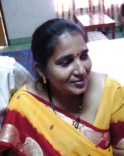 25P Mom&daughter's friend