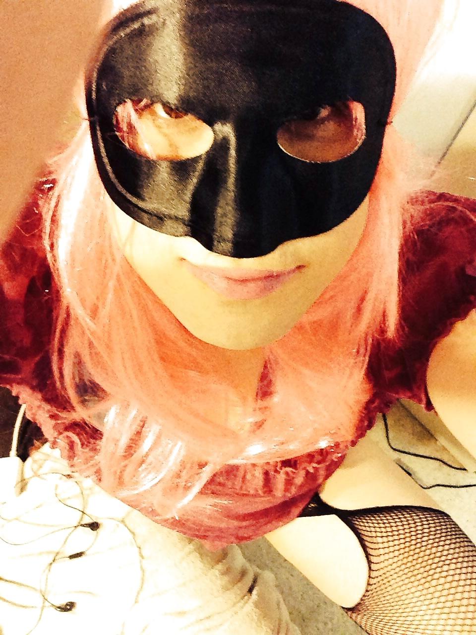 5P Sissy Sarah!