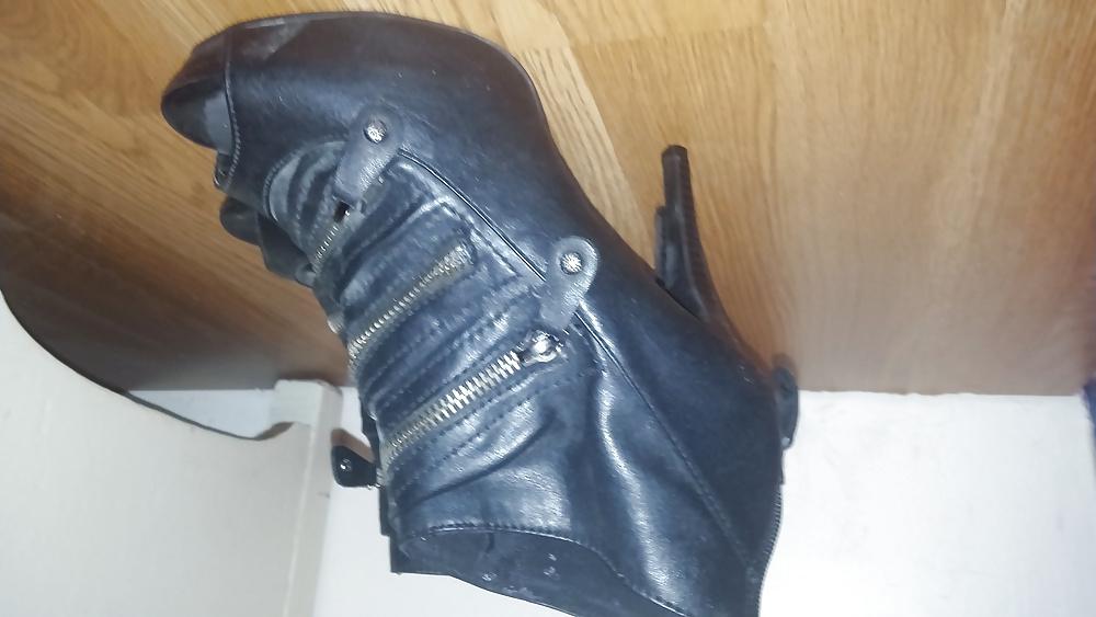 24P Sister in laws heels 