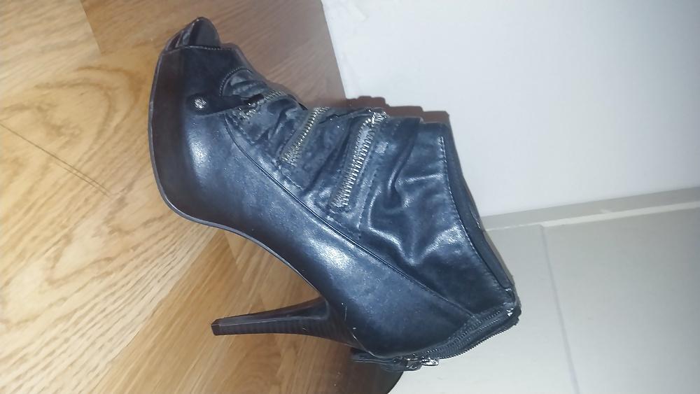 24P Sister in laws heels 