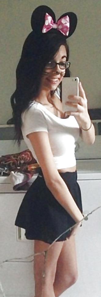 7P Younger Sister Corinne