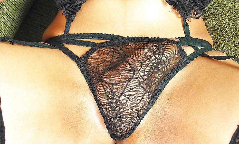25P Panty Boys, Sissys and Crossdressers Bulges 4