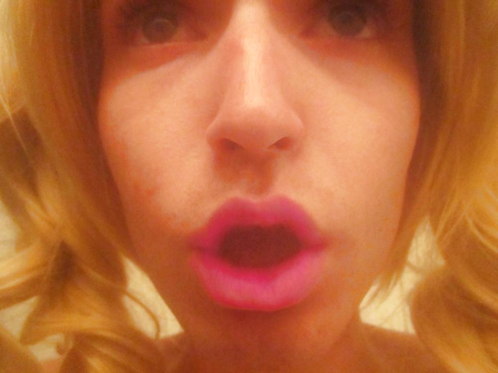 14P New sissy pics ! blonde pigtails and cocksucking (: