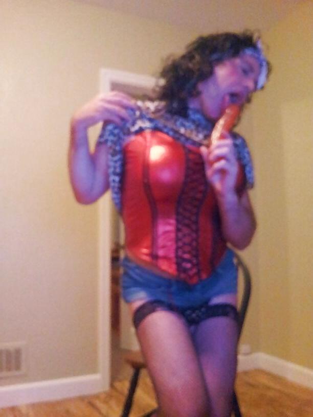 25P Cam 2 Cam Sissy Slut