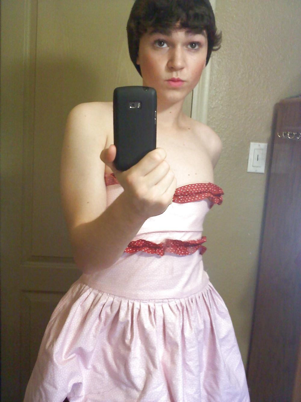 25P Slutty Sissy Girlyboy