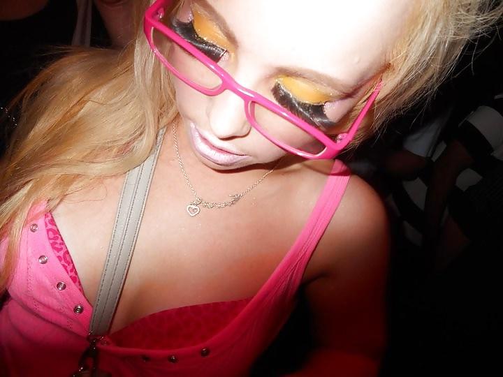 25P Facebook Skank