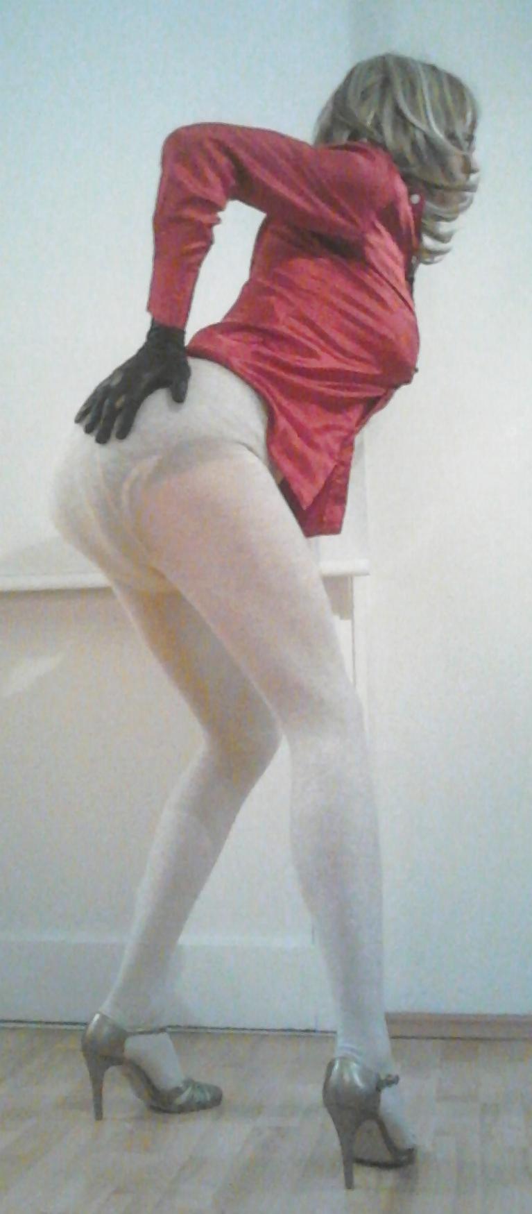 21P Gepamperte Sissy sucht resolute Erziehung!