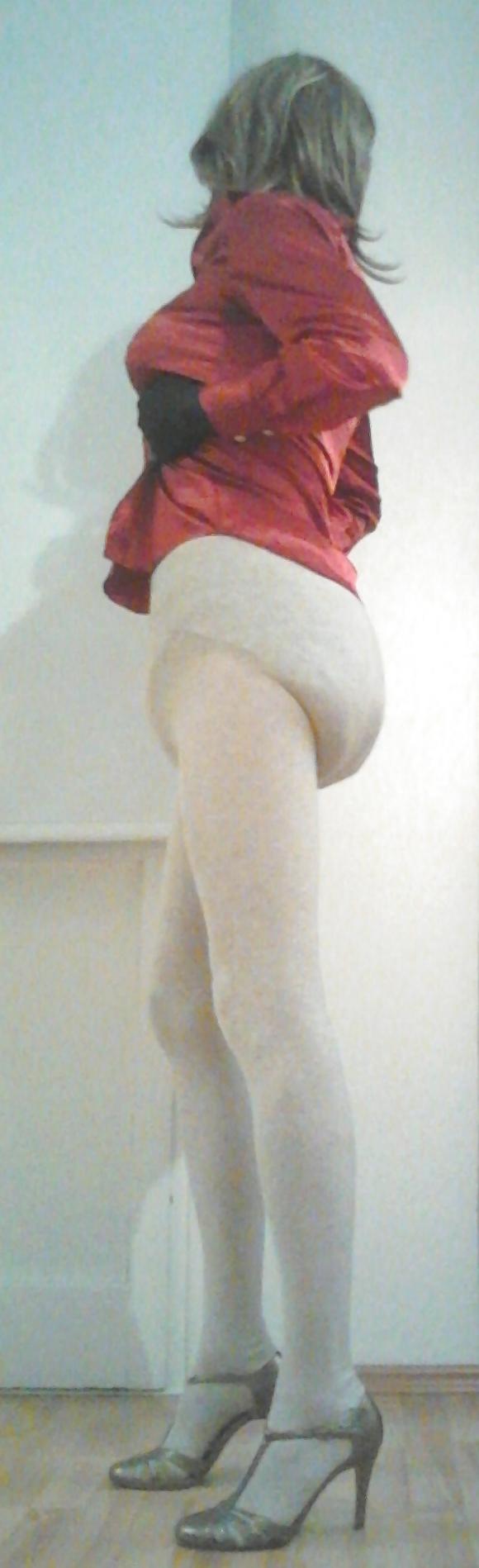 21P Gepamperte Sissy sucht resolute Erziehung!