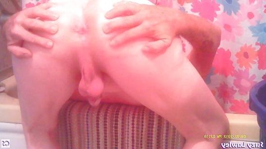 8P I love showing my sissy pussy off