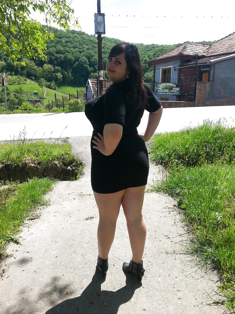25P Romanian Huge Tits Amateur 1