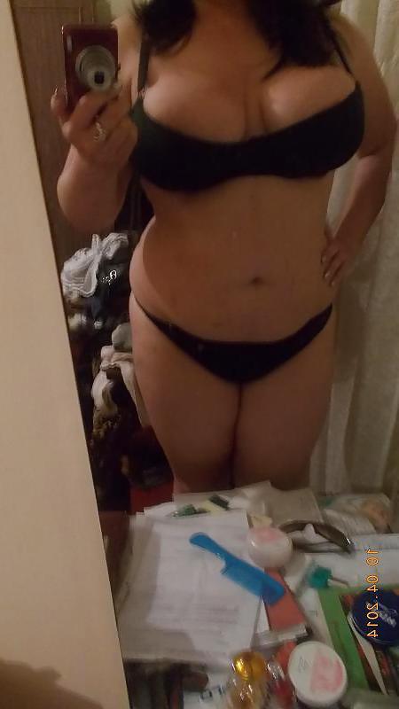 25P Romanian Huge Tits Amateur 1