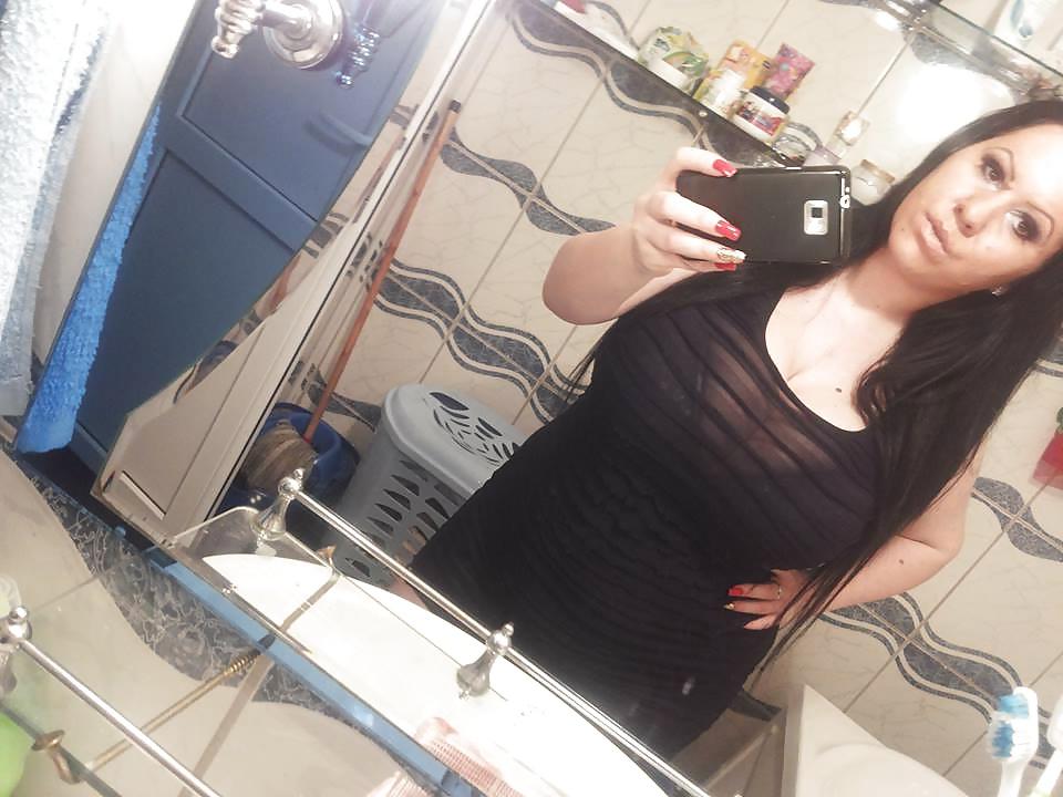 25P Romanian Huge Tits Amateur 4