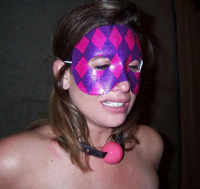 5P Amateur tit tied slave
