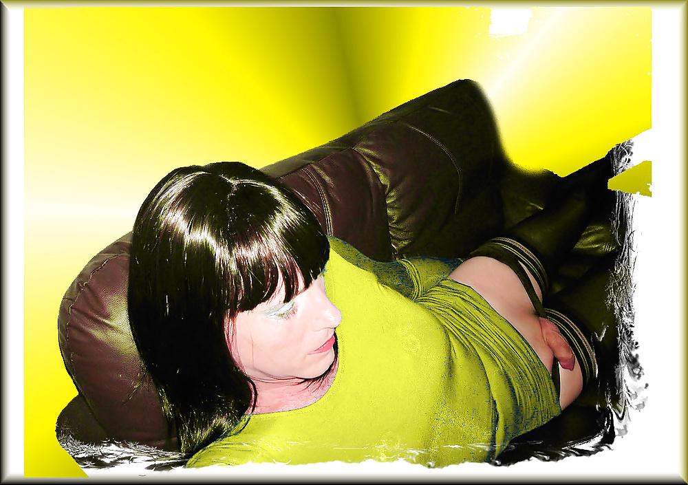 9P Sissy Tina 