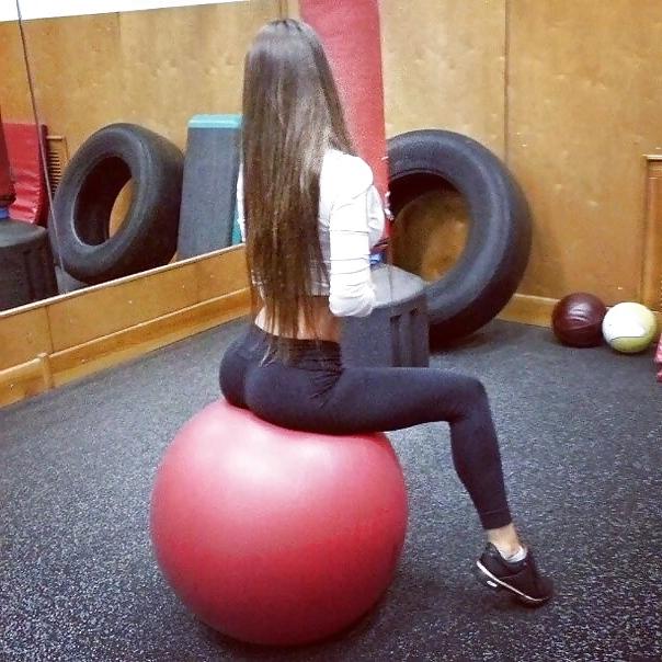 25P Best Teen Asses