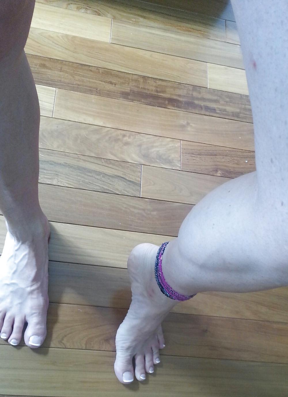 11P Sissy slut feet and legs