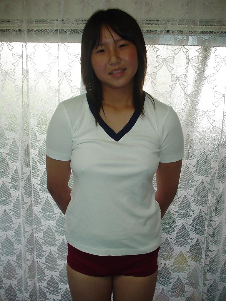 20P Japanese Girl Friend 105 - Miki 02