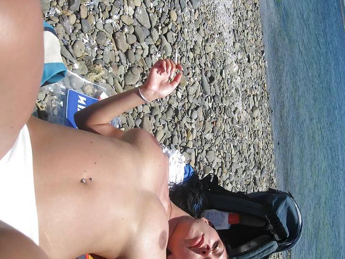 25P Huge tits on vacation