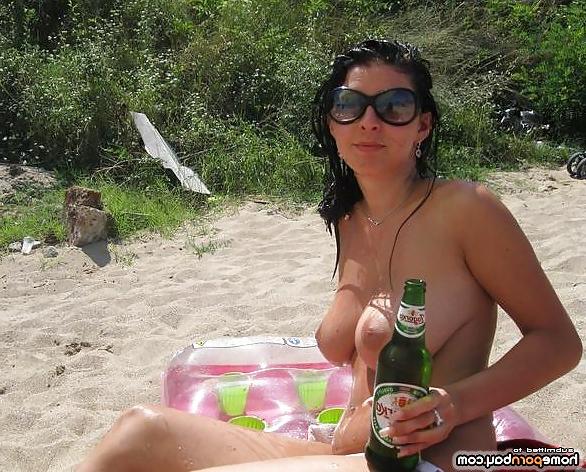 25P Huge tits on vacation