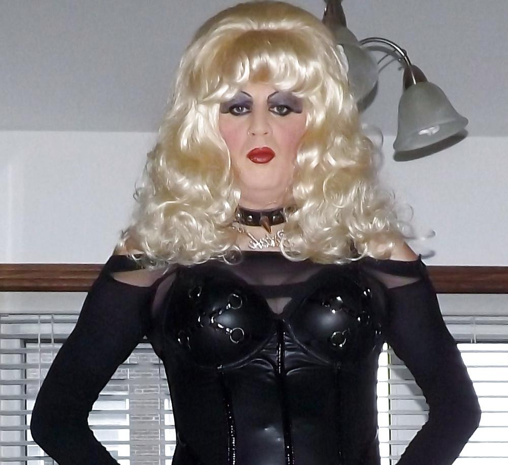 15P Every sissy-slut-whore should smoke