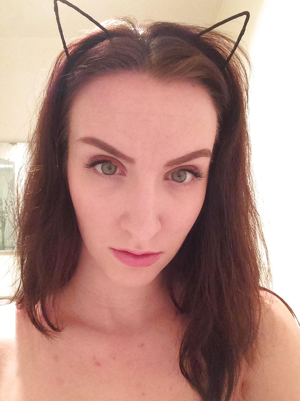 19P How would YOU FUCK this SKINNY SLUT?