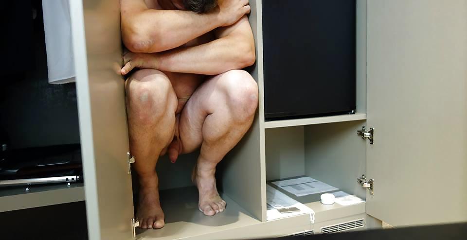 14P Male Slave 