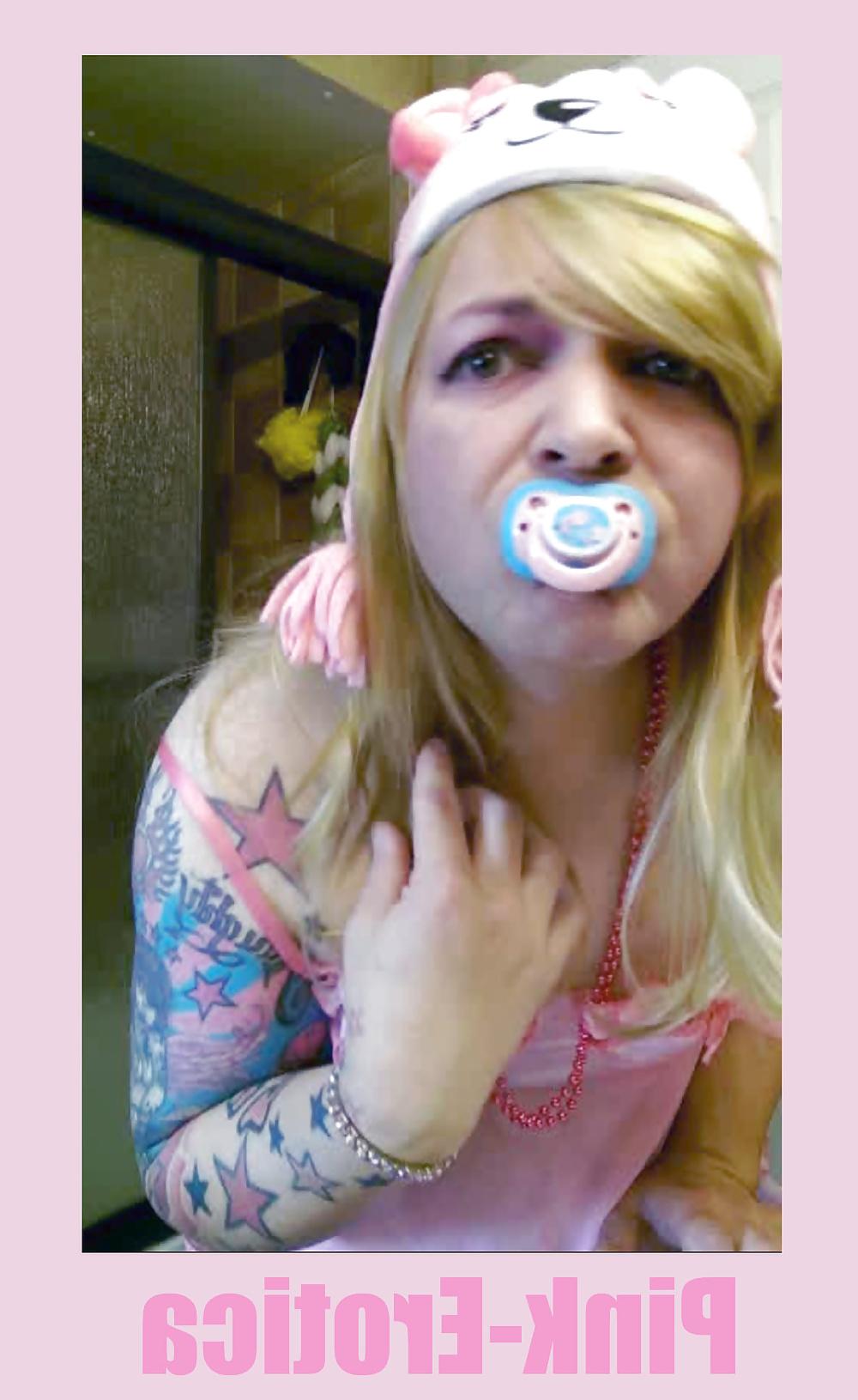 13P Pink-Erotica Sissyboy Cross Dresser Cute Blonde