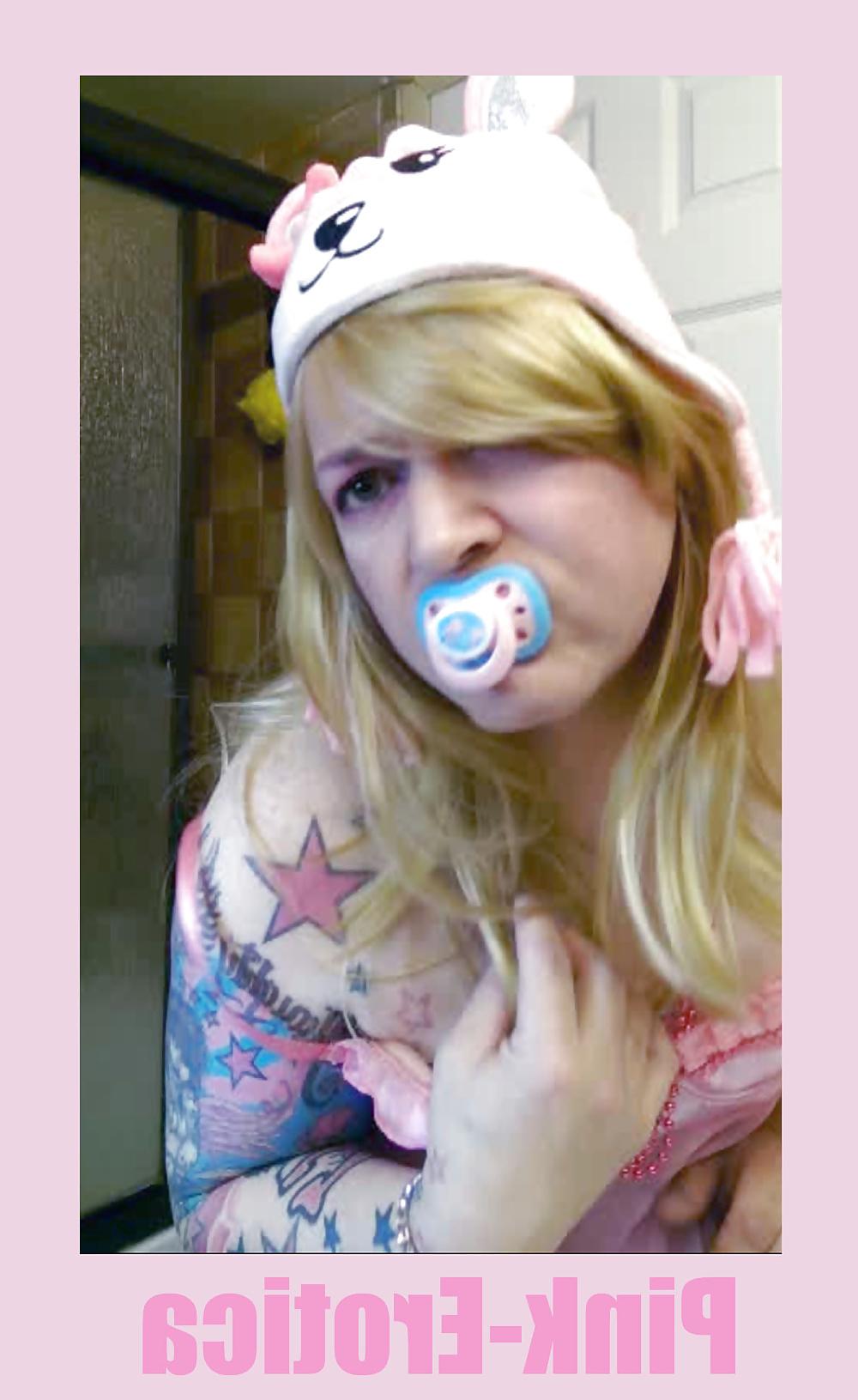 13P Pink-Erotica Sissyboy Cross Dresser Cute Blonde