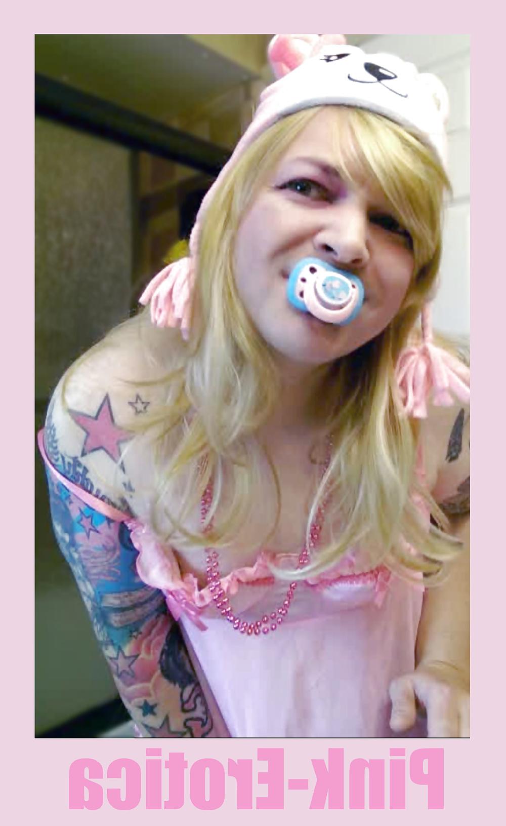13P Pink-Erotica Sissyboy Cross Dresser Cute Blonde