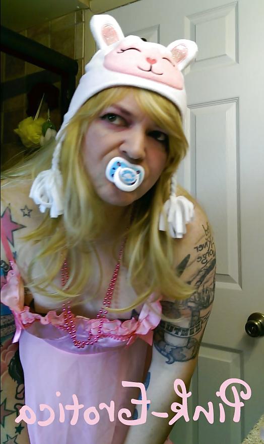 13P Pink-Erotica Sissyboy Cross Dresser Cute Blonde
