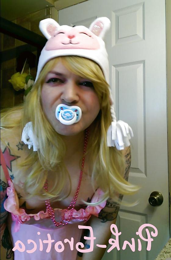 13P Pink-Erotica Sissyboy Cross Dresser Cute Blonde