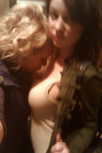 16P Party skank J Boo and her nice tits