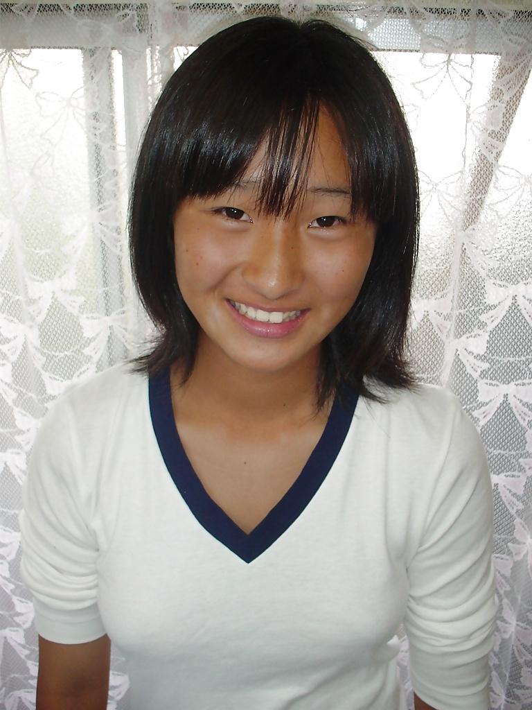 20P Japanese Girl Friend 104 - Miki 01