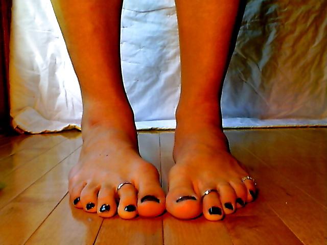 17P Sissy feet
