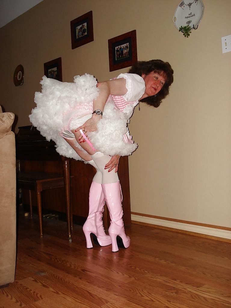 25P I love sissy T Girl Sissies ..