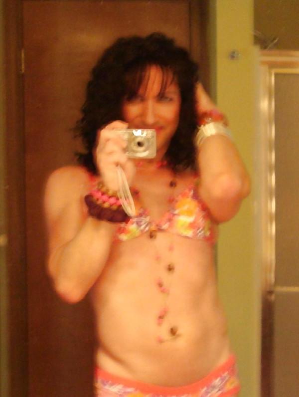 21P Pink-Pantied Sissy Brunette