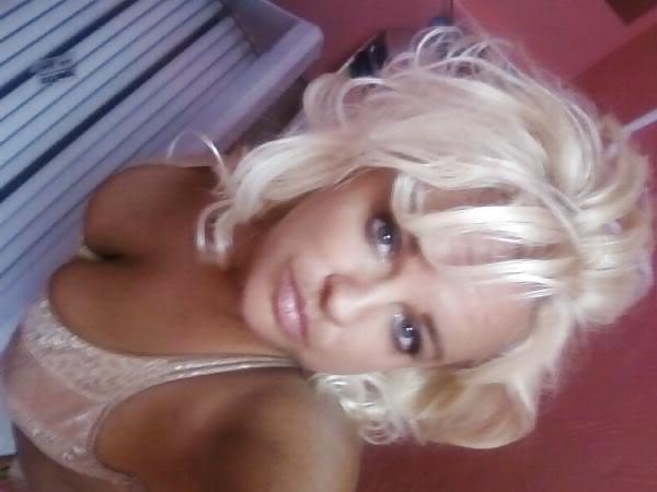 25P Blonde BBW Huge Tits Cum Slut Mom