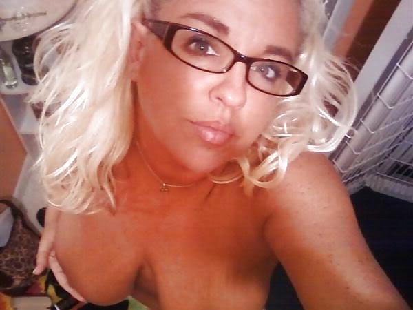25P Blonde BBW Huge Tits Cum Slut Mom