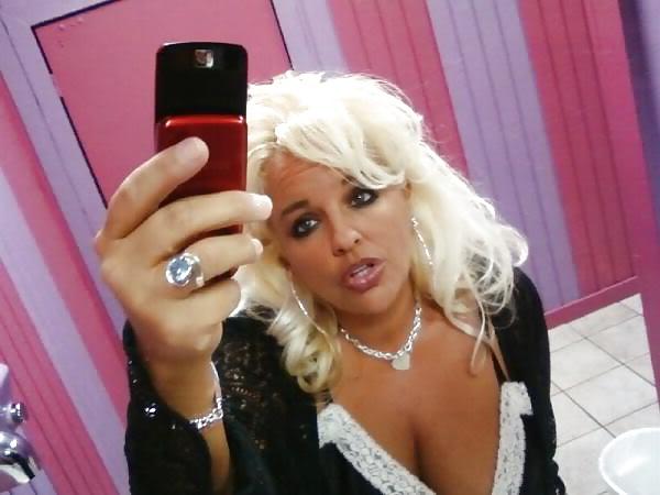 25P Blonde BBW Huge Tits Cum Slut Mom