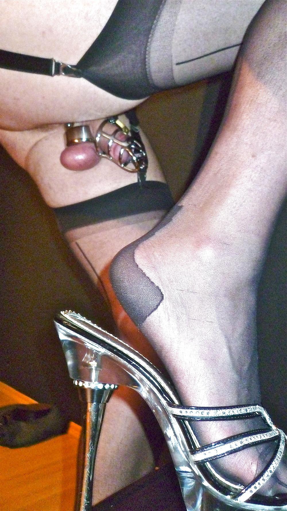10P Sissy on demand