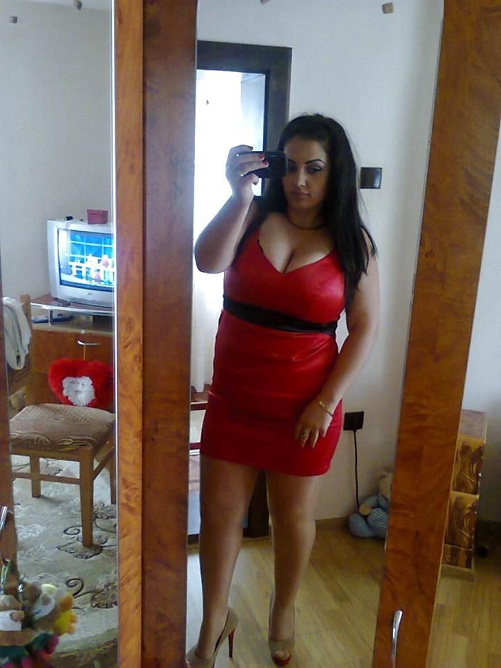 22P Romanian Huge Tits Amateur 15