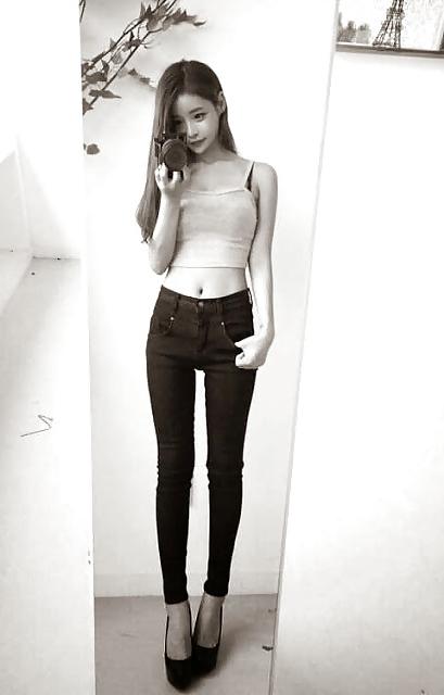 19P Greatest Turn On.. High Waist Skinny
